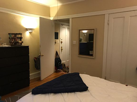 4th image of 683 1/2 W Wrightwood Ave APT 1N