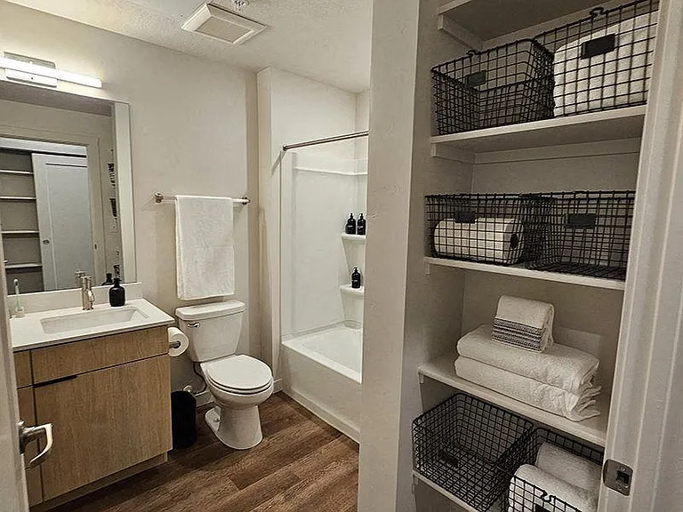 Lotus Republic Apartments — Photo 65