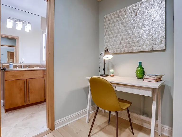 1049 Felspar St #20 — Photo 19