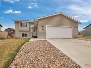 10 Giants Dr, Rapid City, SD 57701