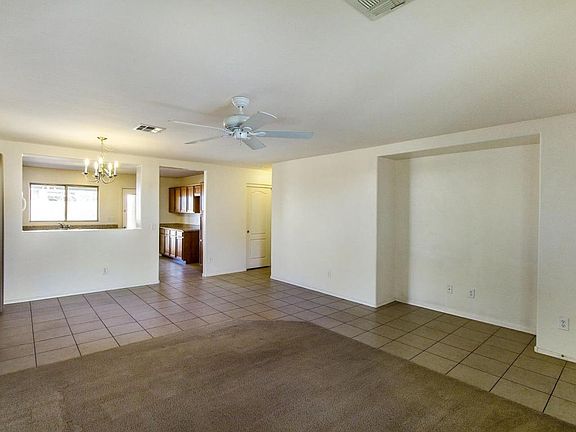 3rd image of 1446 E Sunset Dr