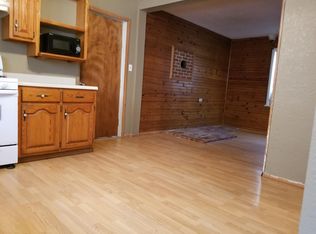 82 Beacon Rd, Eldon, MO 65026