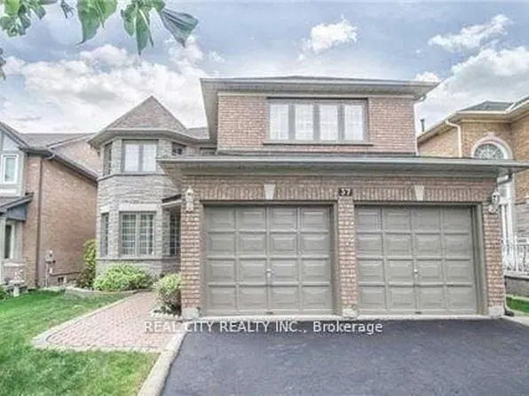 37 Bobcat St, Brampton, ON L6R 1C8