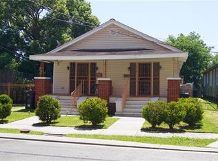 718 S Hennessey St, New Orleans, LA 70119
