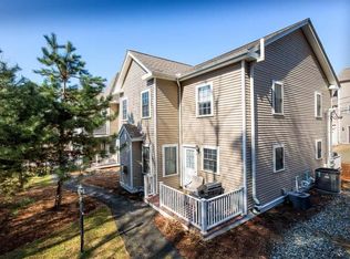 824 Main St APT 4, Wakefield, MA 01880