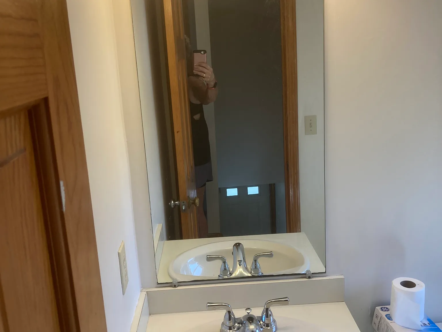 2 bed, 1.5 bath, 1300 sqft, $2,250 — Photo 2