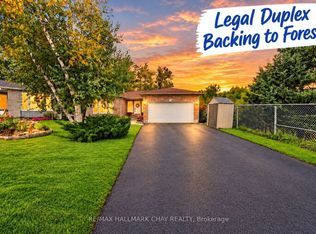 87 McVeigh Dr, Barrie, ON L4N 7E4