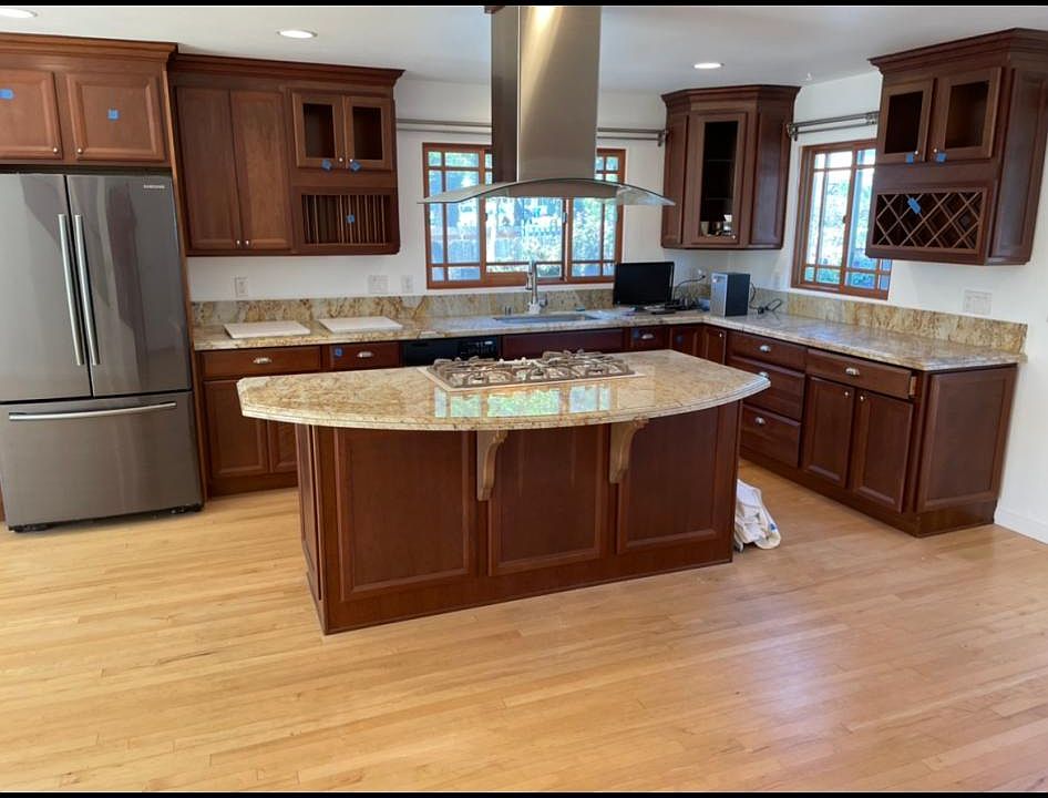 1st image of 3066 31st St