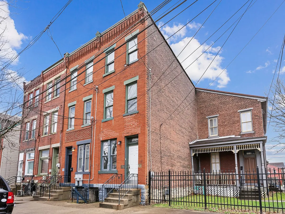 Building Photo - 1217 Juniata St