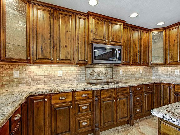 5th image of 3510 E Rockwood Dr