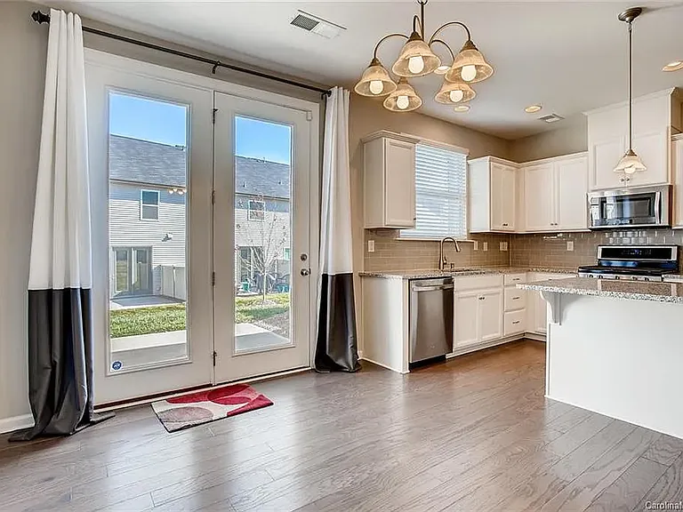 5530 Trieg Dr — Photo 13