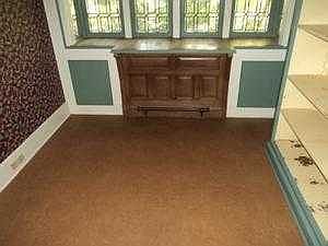 eating area off kitchen