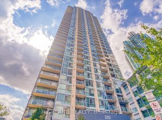 225 Webb Dr #3608, Mississauga, ON L5B 4P2