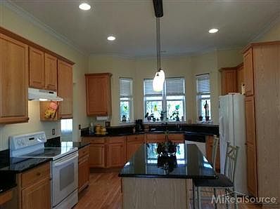 5th image of 11341 Laurel Woods Dr