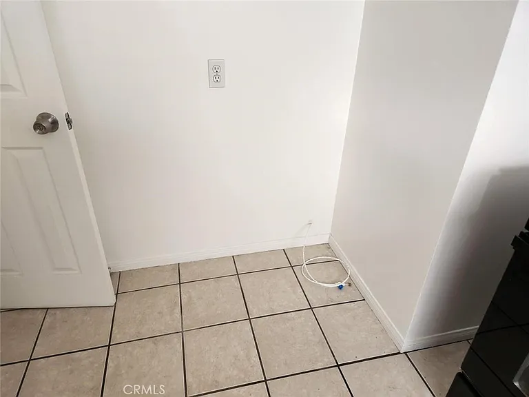 15718 Larch Ave — Photo 15