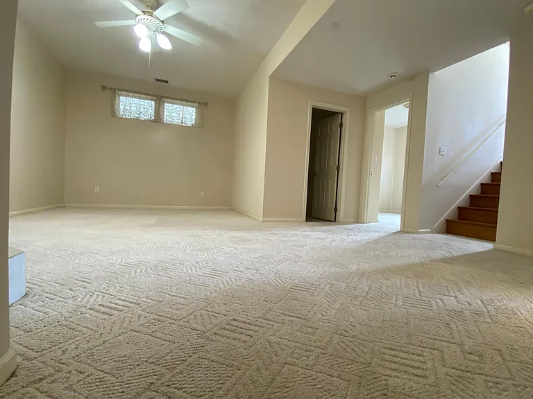 123 Cobblestone Cir — Photo 20