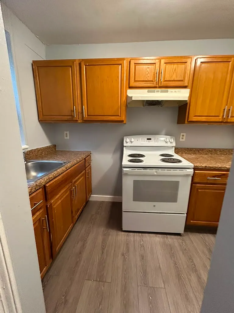 2 bed, 1.5 bath, $1,845 — Photo 4