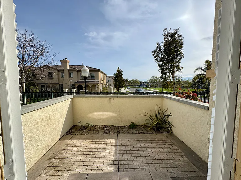 1331 Bayside Cir — Photo 19