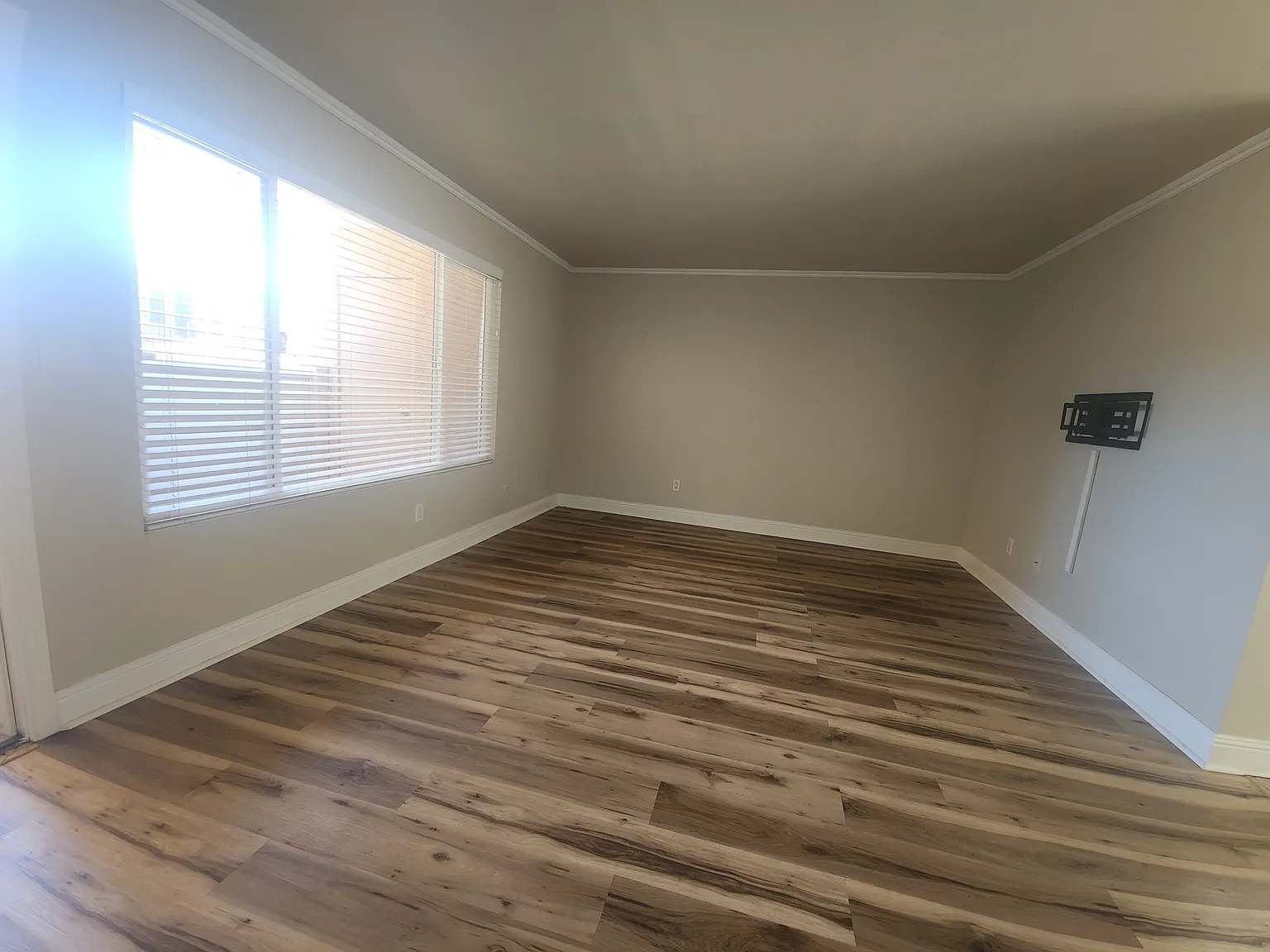 1 bed, 796 sqft, $2,200 — Photo 4