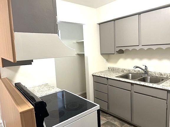4th image of 762-776 S 8th St #813-845
