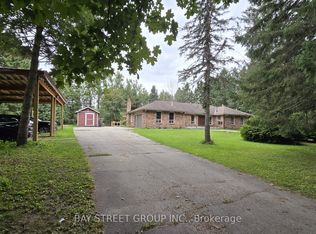 49 Maplewood Dr, Amaranth, ON L9V3N6