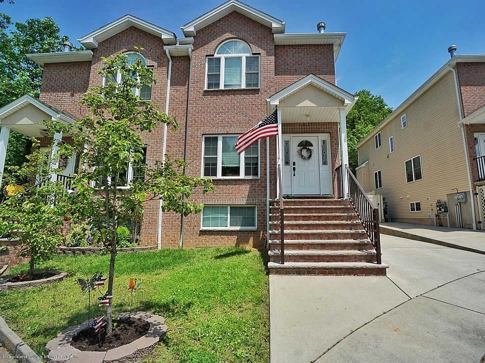 1st image of 27 Malibu Ct