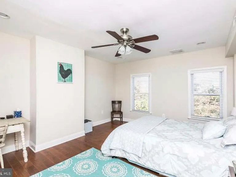 310 S Washington St — Photo 10