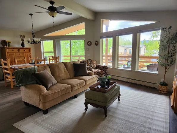 326 Miners Loop, Silverthorne, CO 80498