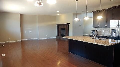 4th image of 286 Magrath Blvd NW