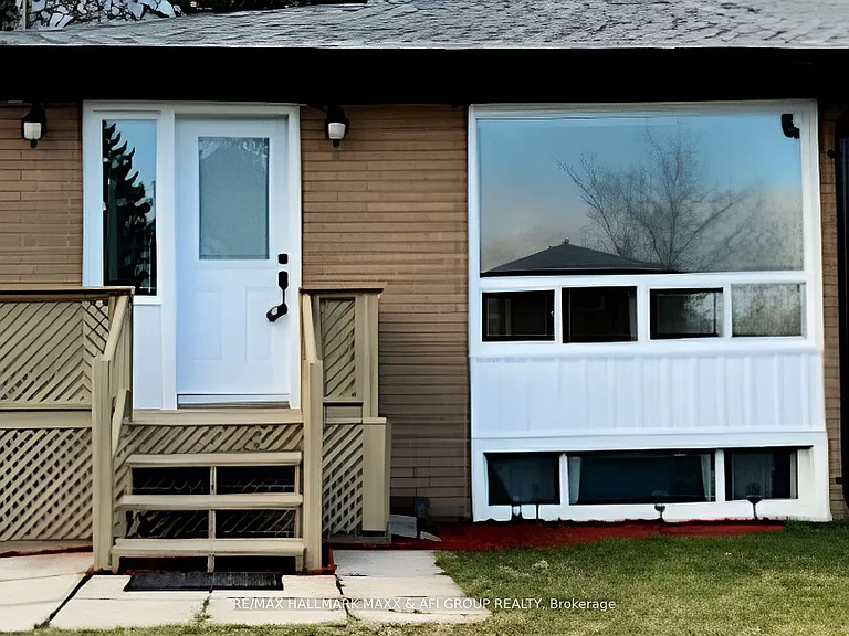 207 Septonne Ave #MAIN — Photo 2