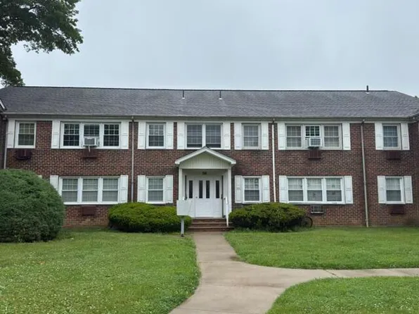 56 Stonehurst Boulevard #H, Freehold, NJ 07728