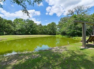 5050 Hidden Acres Dr, College Station, TX 77845