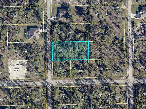 4th image of 2302 Truman Avenue