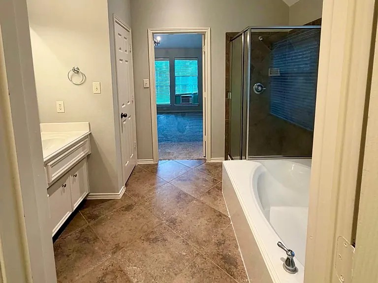 5607 Wagon Wheel Ln — Photo 14