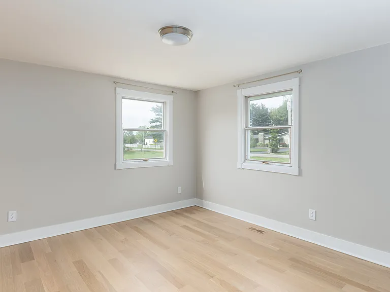 4002 Harlem Rd — Photo 25