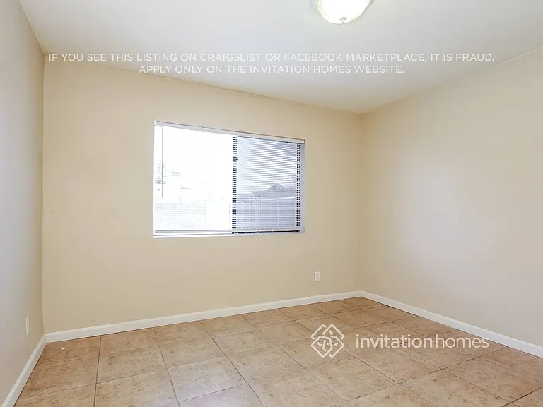 7525 W Mackenzie Dr — Photo 11