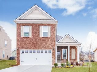 3025 Commonwealth Dr, Spring Hill, TN 37174