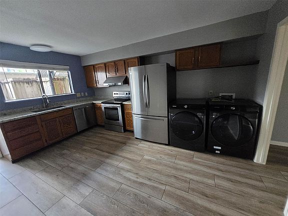 2nd image of 6401 Deihl Rd APT 1006
