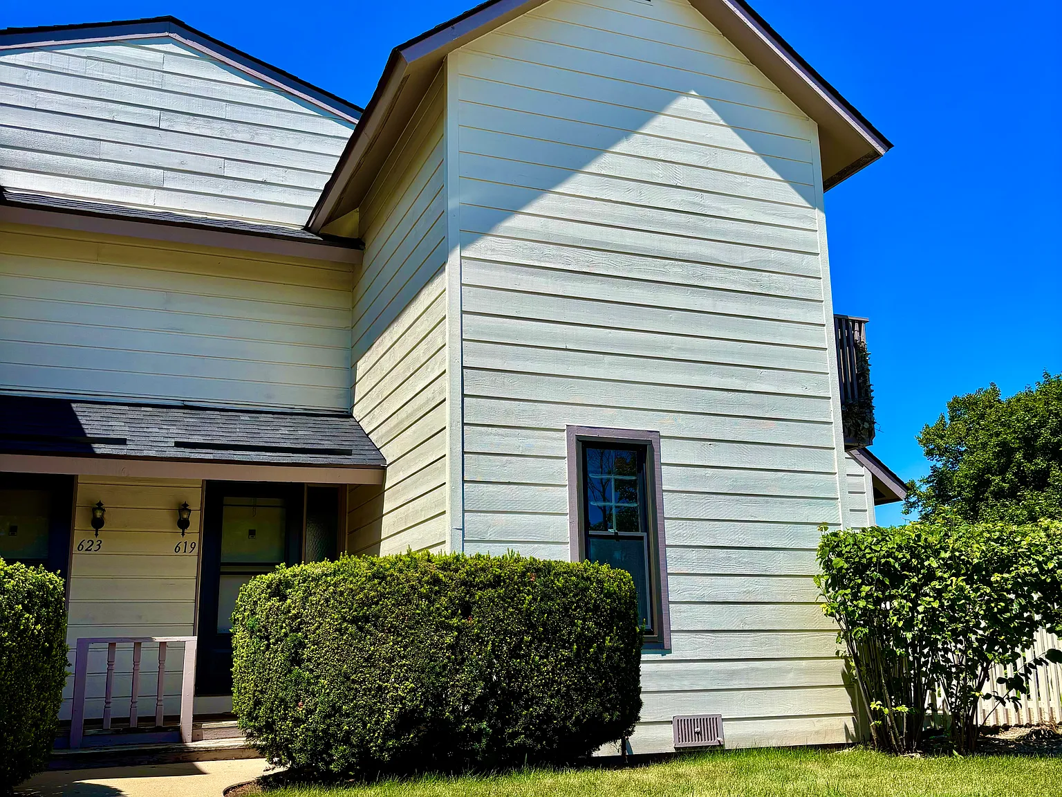 2 bed, 1327 sqft, $2,490 — Photo 1