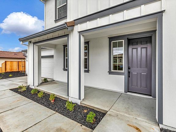 2nd image of 209 Luna Way