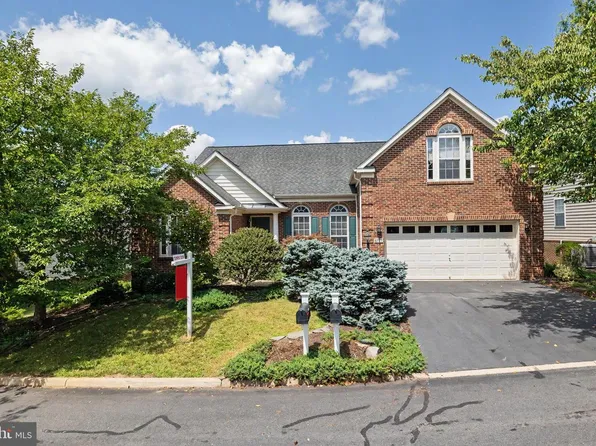 6727 Holly Farm Ln, Warrenton, VA 20187