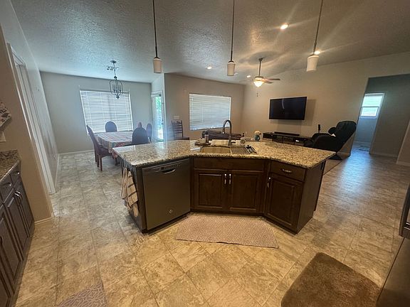 5th image of 376 E Desert Gardens Ln