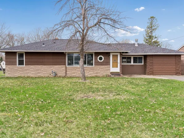 1961 Adolphus St, Saint Paul, MN 55117