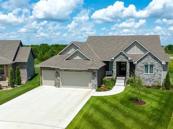 14006 E Willowgreen Ct, Wichita, KS 67230