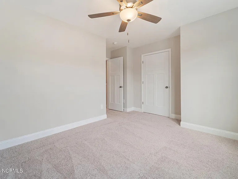 611 Jacks Crossing Dr — Photo 12