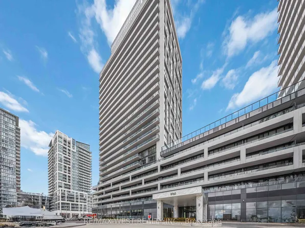 8960 Jane St, Vaughan, ON