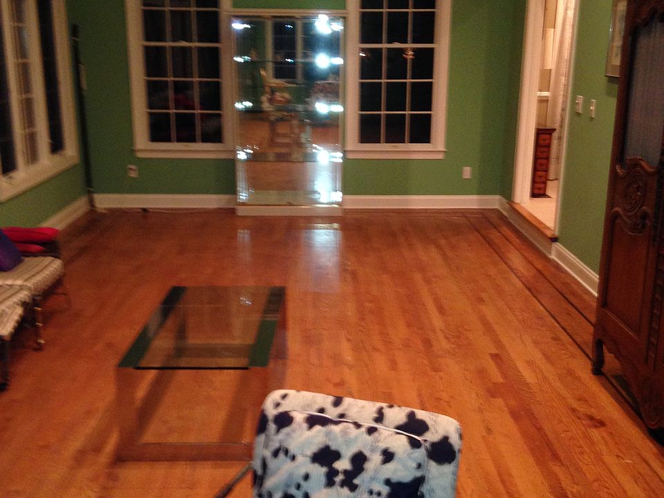 1st image of 19 Eagle Ct