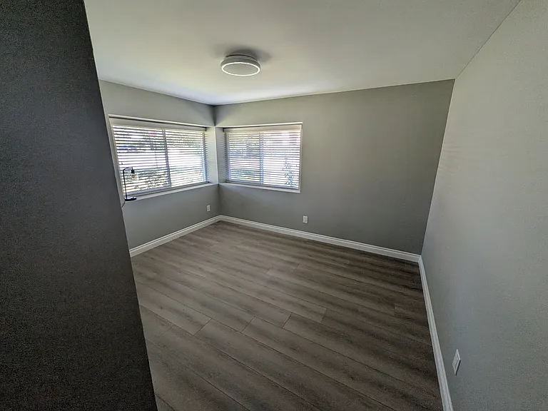 626 W Camino Real Ave — Photo 4
