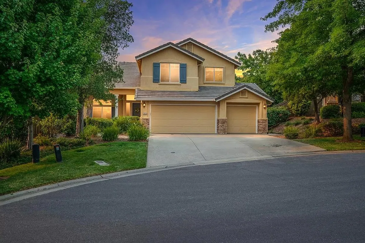 Building Photo - 4029 Alamo Ct