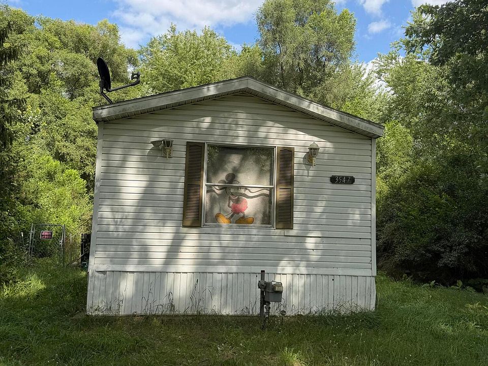 1st image of 3547 Sechler Dr